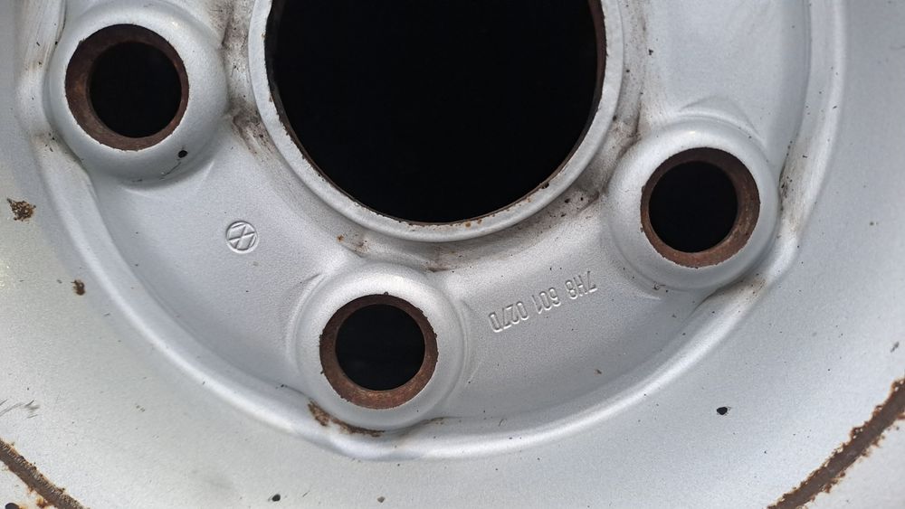 2бр. 16" 5Х120мм Фолксваген, 5х120мм VW С 4бр.  ГУМИ 205 R 16C