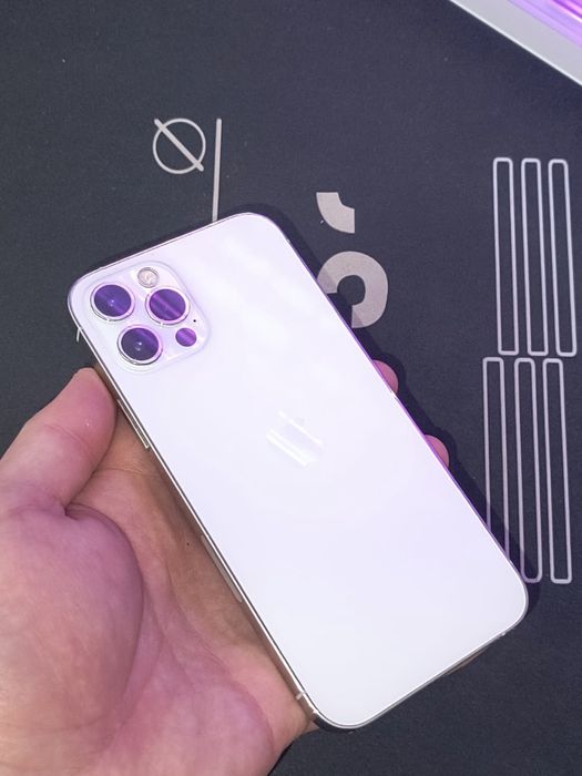 Продам iphone 12 pro