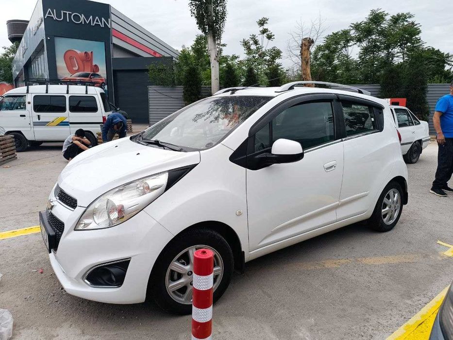 Chevrolet Spark 2017 — 3