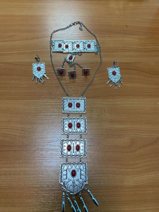 Колье браслет комплект серьги национальные