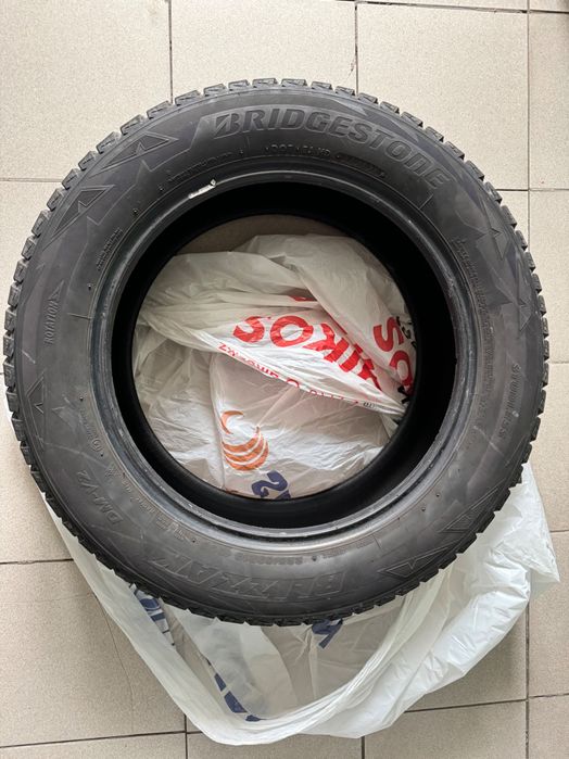 Продам комплект Автошин BRIDGESTONE