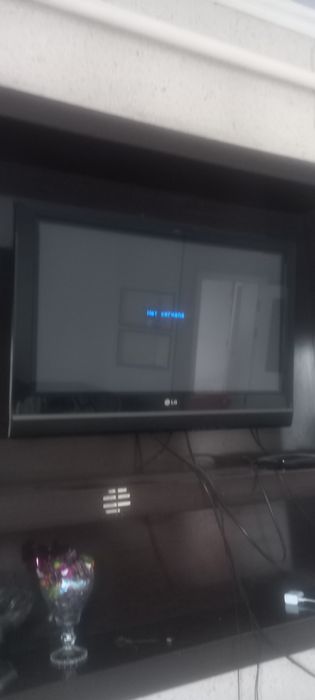Телевизор LG срочно продаю