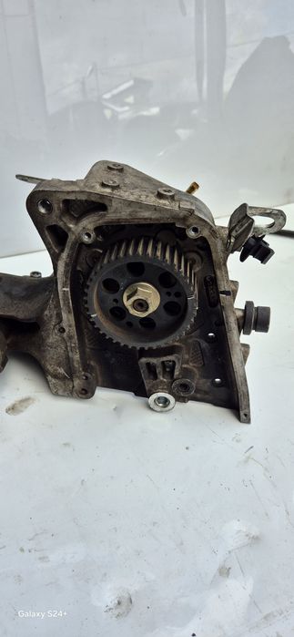 Pompa de injecție Opel Zafira B 1.9CDTI motor  Z19DTH