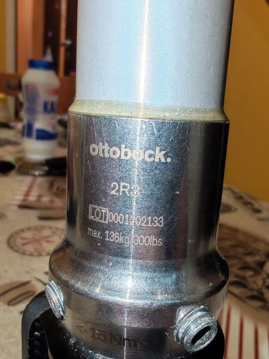 Протеза за десен крак ottobock