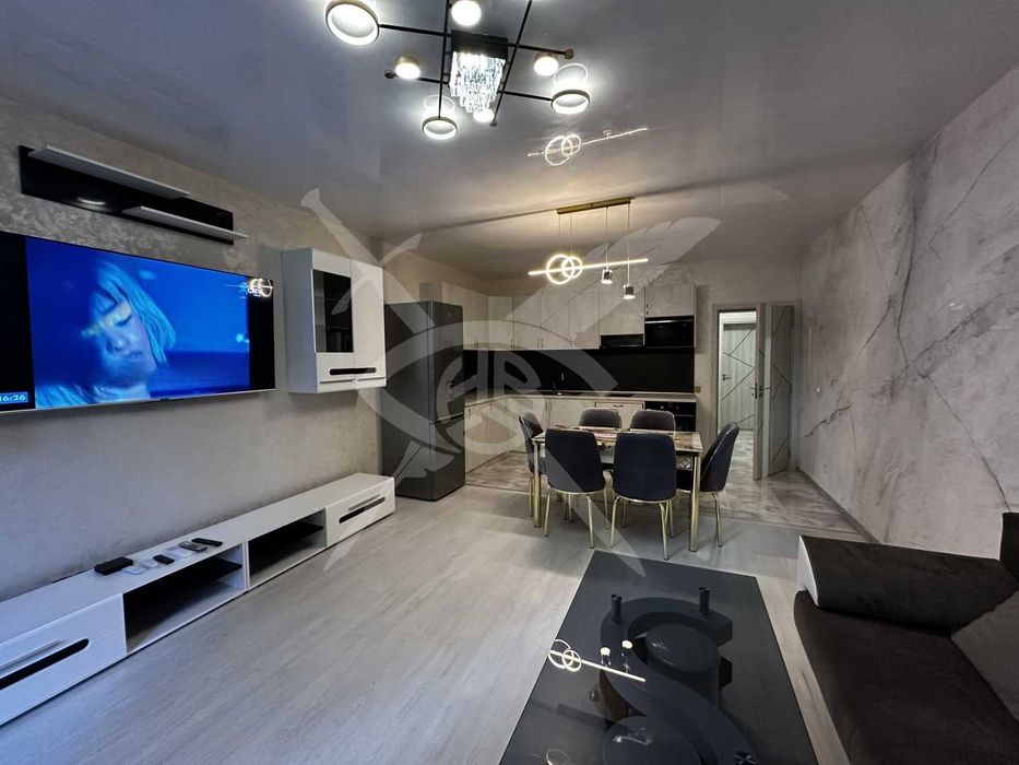 Дава се под наем Двустаен апартамент в София, Красно село - 91 кв.м за 747.66 € - Снимка #3