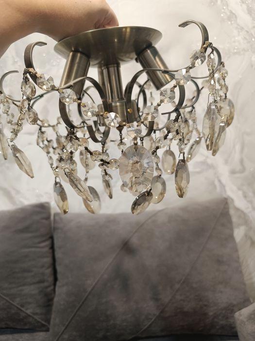 Люстра новая 15000 тг