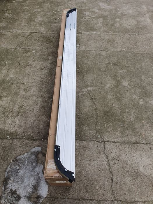 Пороги  Hongqi E-HS9 2020/2025