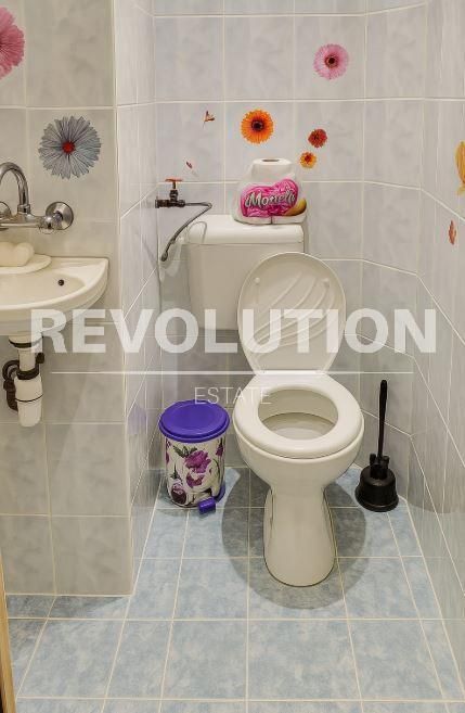 Дава се под наем Двустаен апартамент в Варна, Колхозен пазар - 50 кв.м за 325 € - Снимка #5