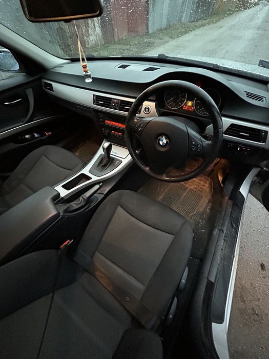 BMW 320d 163 на части