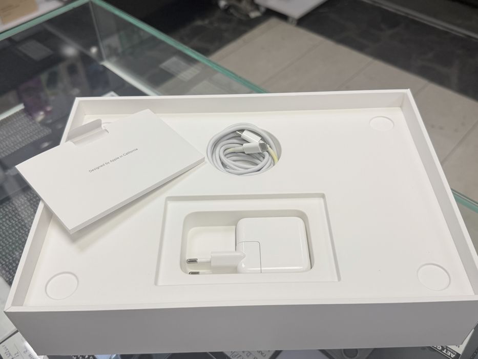 Apple MacBook Air 13" M1 256SSD