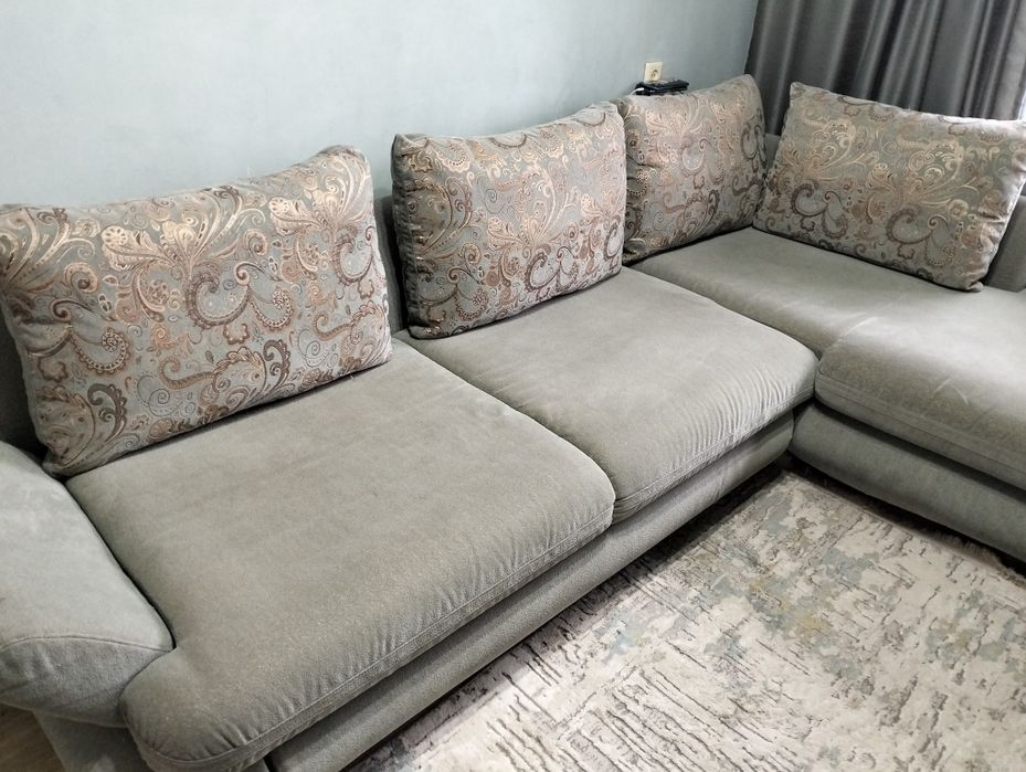 Продам диван и кресло