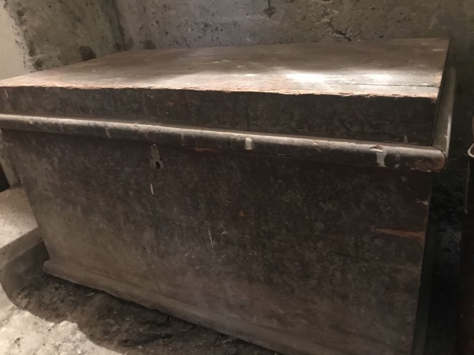 Стар Сандък