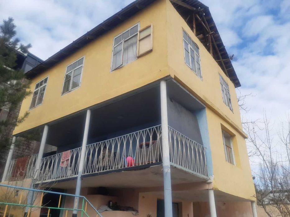 Чарвак Продаётся дача 8 соток