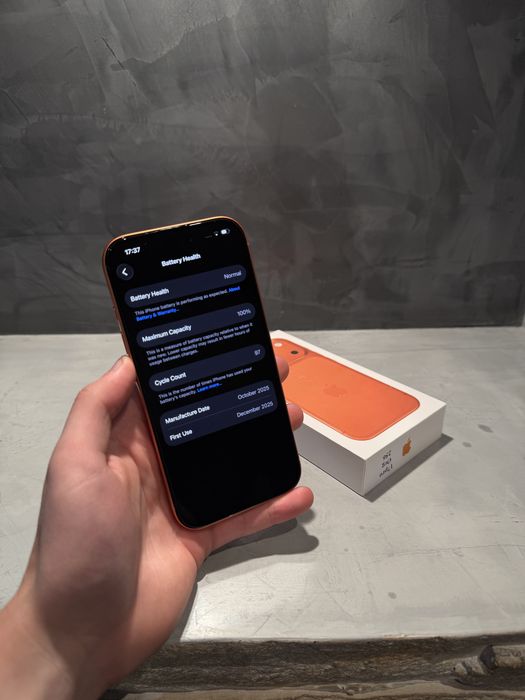 КАТО НОВ Iphone 17 Pro Orange 256 GB, 100% battery