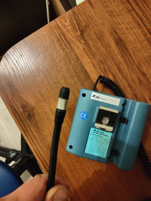 Хладогеновый течеискатель.