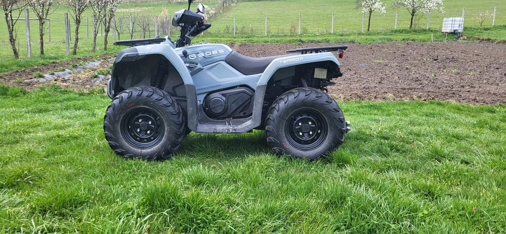 Atv cf moto Goes 4x4
