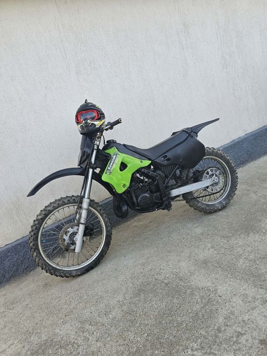 Vând Kawasaki kdx power valve 125 cc