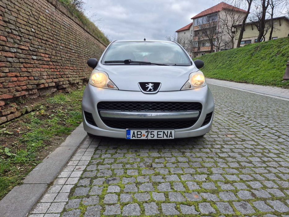 Peugeot 107 2011 de vânzare. Preț 2500 euro negociabil