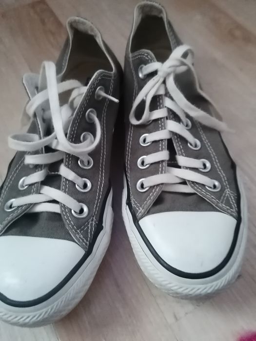 Teniși Converse nr. 37
