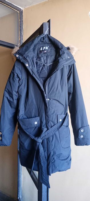 Симпатична дамска канадка N L