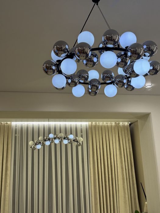 Две стильных люстр для интерьера