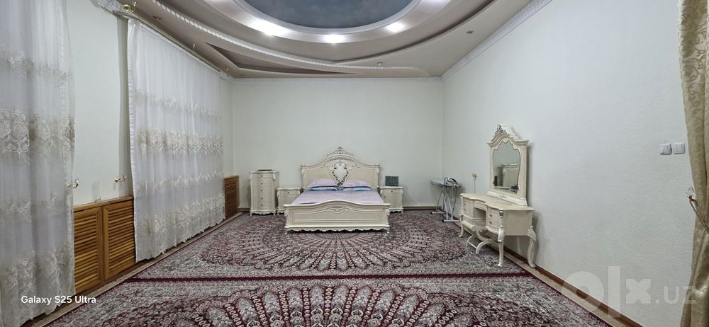Kirib yashashga tayyor 14xonali uy