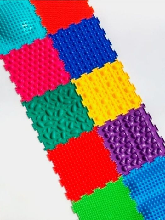 Modulli kovrik bolalarga