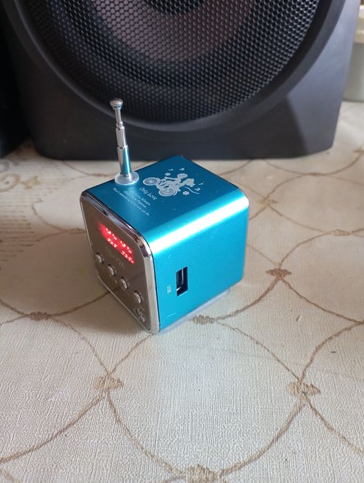 Портативный Bluetooth динамик.