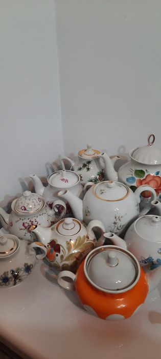 Чайники.фарфоровые.