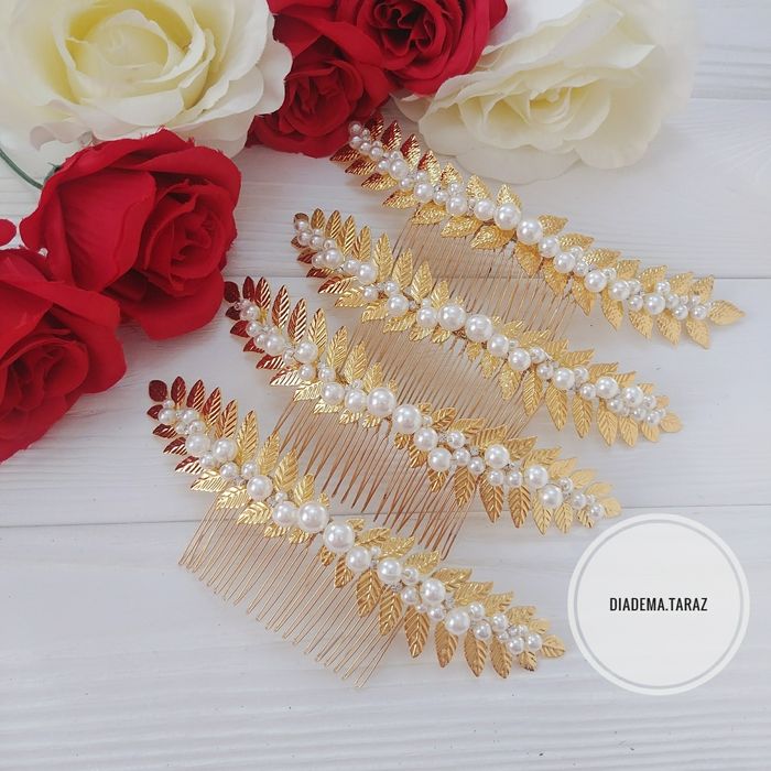 Парные веточки в прическу