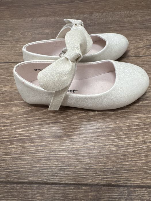 Нарядные туфли 26 размер