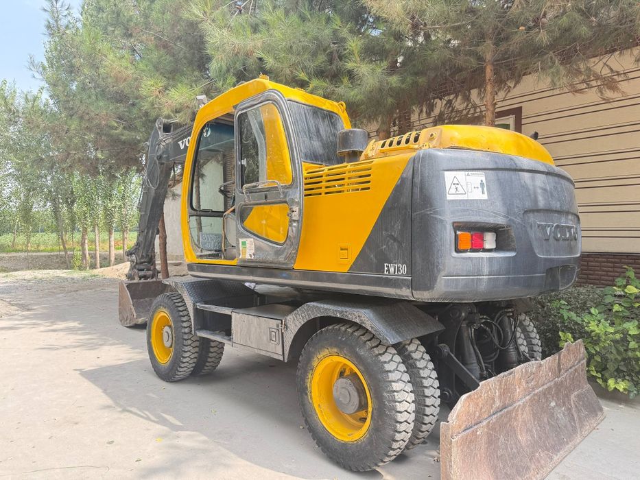 Эксковатор 2003йил Волва 130 марка