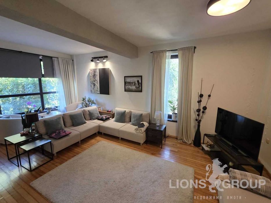 Продава се Къща в Варна, Изгрев - 261 кв.м за 3828 €/кв.м - Снимка #15