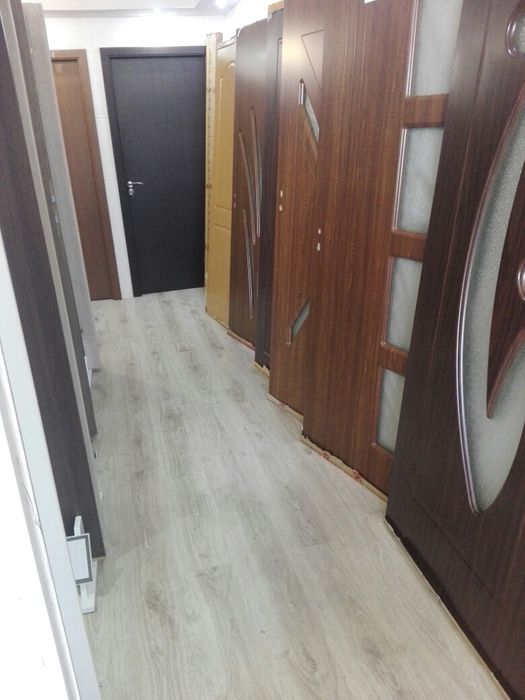 Uși de interior 290, asigur montaj si transport,contra cost