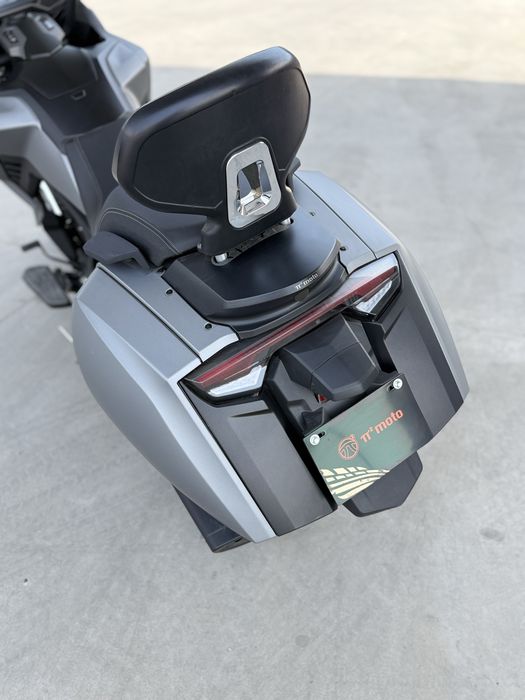 Мотоцикл куризер Pfmoto Starship 4