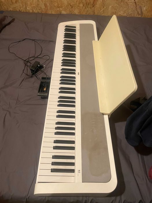 Pian/clapǎ Korg B1 stare perfectǎ