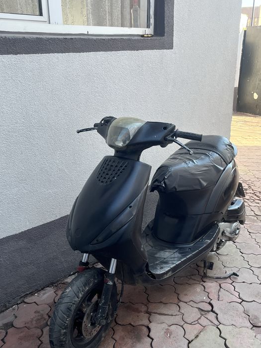Vand urgent Scuter Piaggio zip 50 4timpi