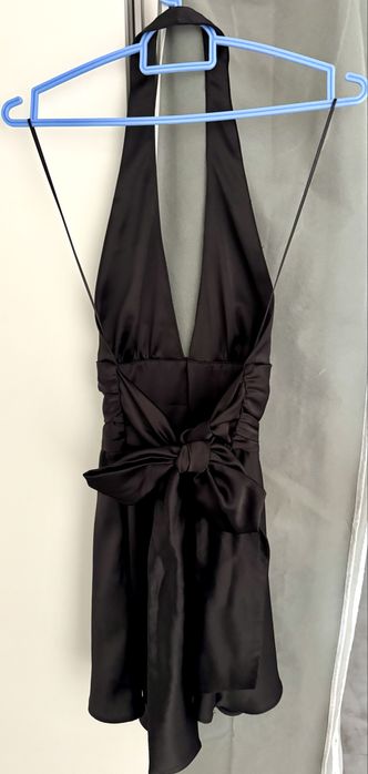 2 броя Нови Рокли Zara XS размер