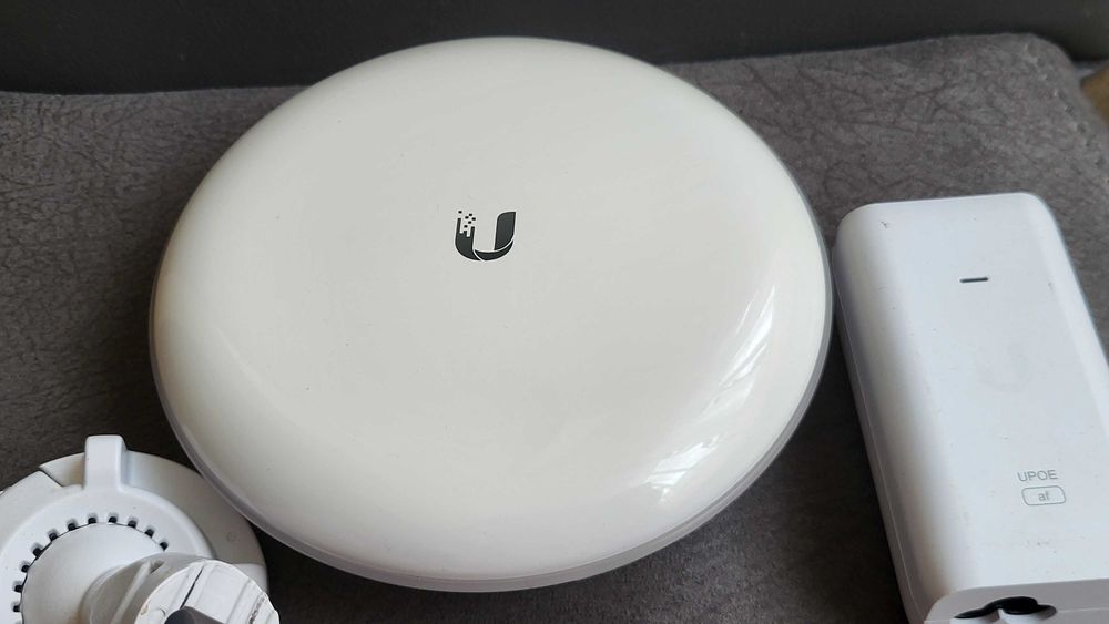 UniFi Building Bridge  fuctional se vinde cum se vede