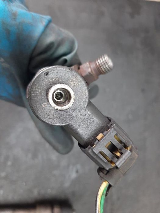 injector 1.9 d 0445110111 fiat stilo 192  alfa romeo 147 alfa romeo 156 alfa romeo 166