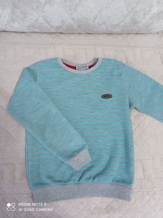 Продам для мальчиков джемпера