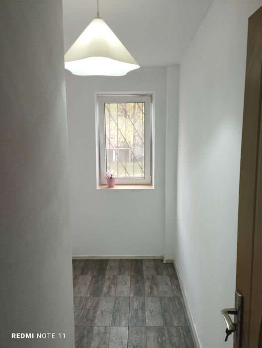 Spatiu comercial de închiriat .0727378672