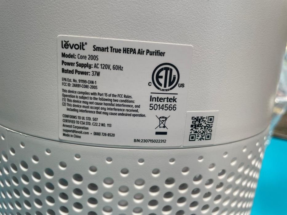 Purificator de Aer Smart Levoit Core 200S Wi-Fi, Filtru 3 in 1