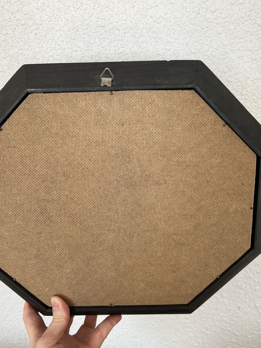 Картины из кожи в рамке