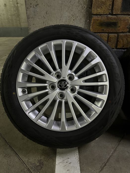 Комплект новых шин YOKOHAMA