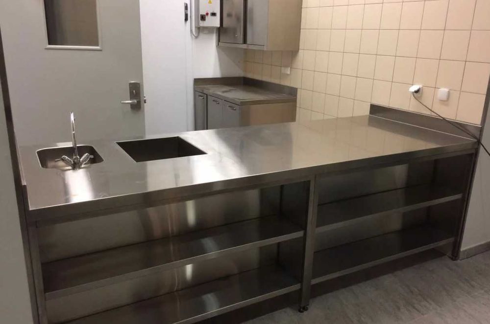 Стол из нержавеющей стали. Nerjaveyka Stol. Нержавейка от Metall Art