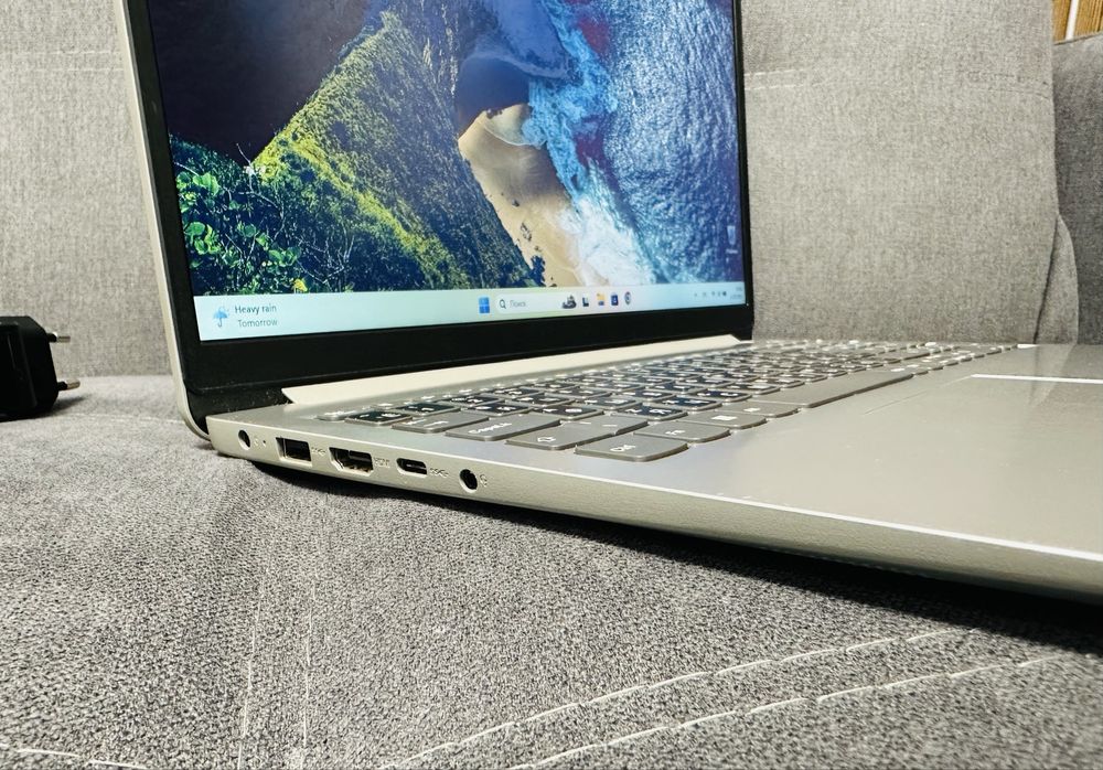 Ноутбук Lenovo ideapad