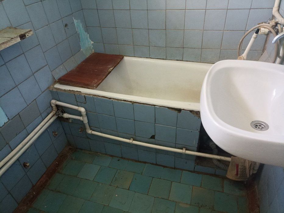 Темир йул вокзали ёнида 3 хонали квартира ижарага берилади