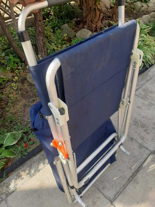 Сгъваемо столче с колелца.