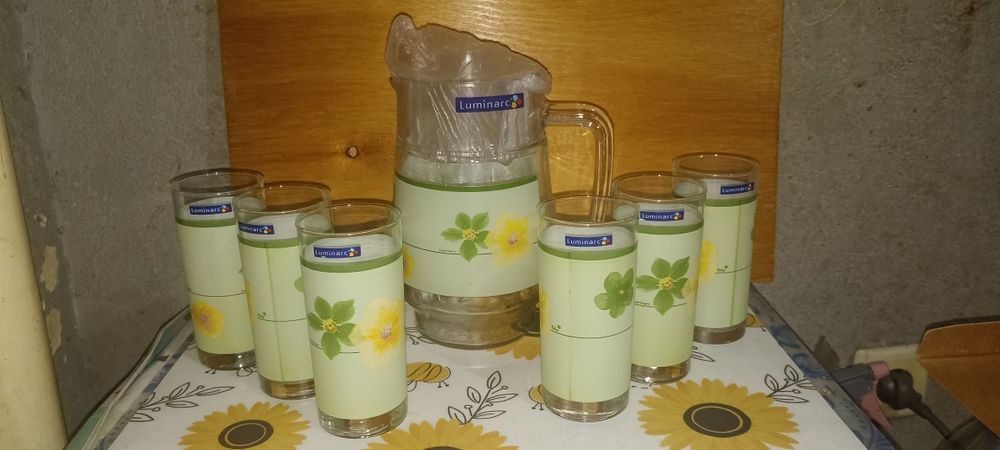 Продаю новый графин со стаканами Luminaric